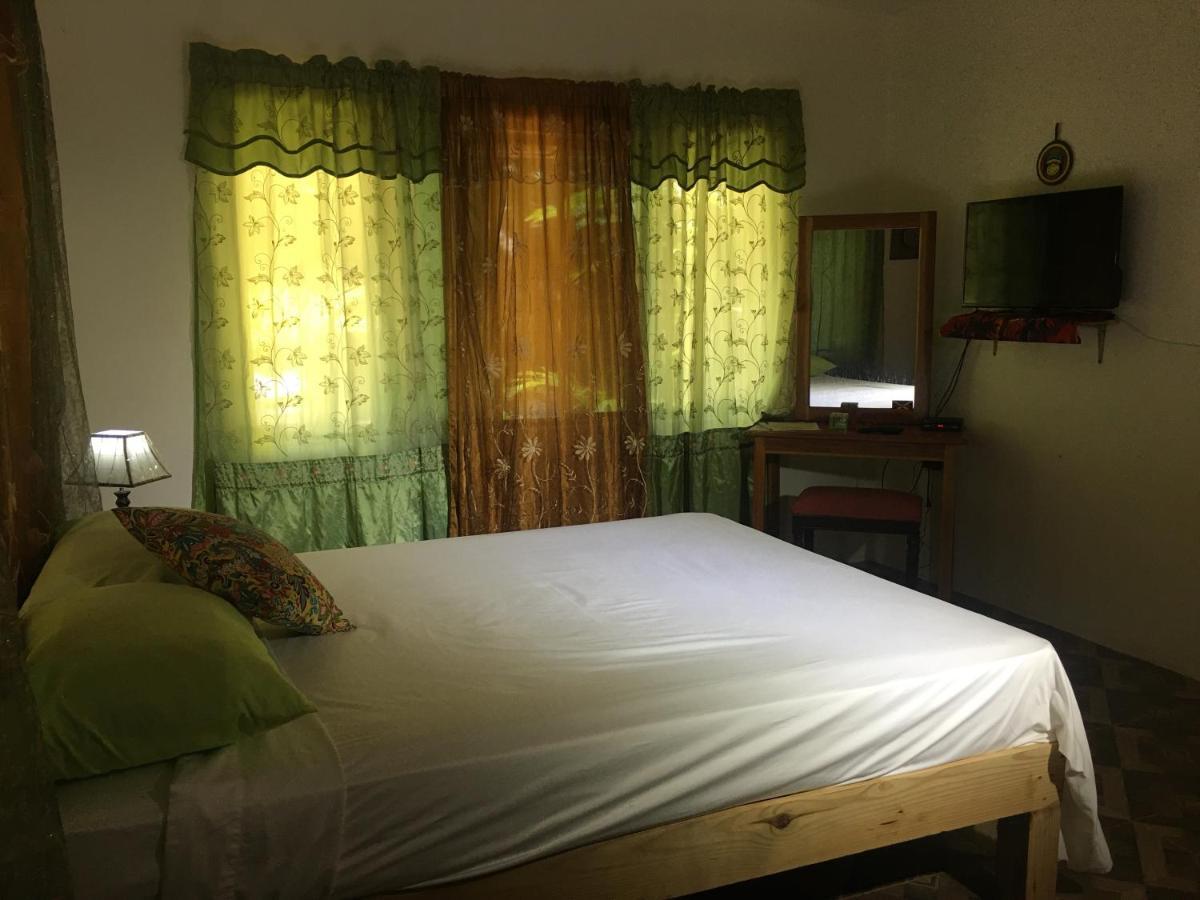 Can Jam Retreat Negril Buitenkant foto